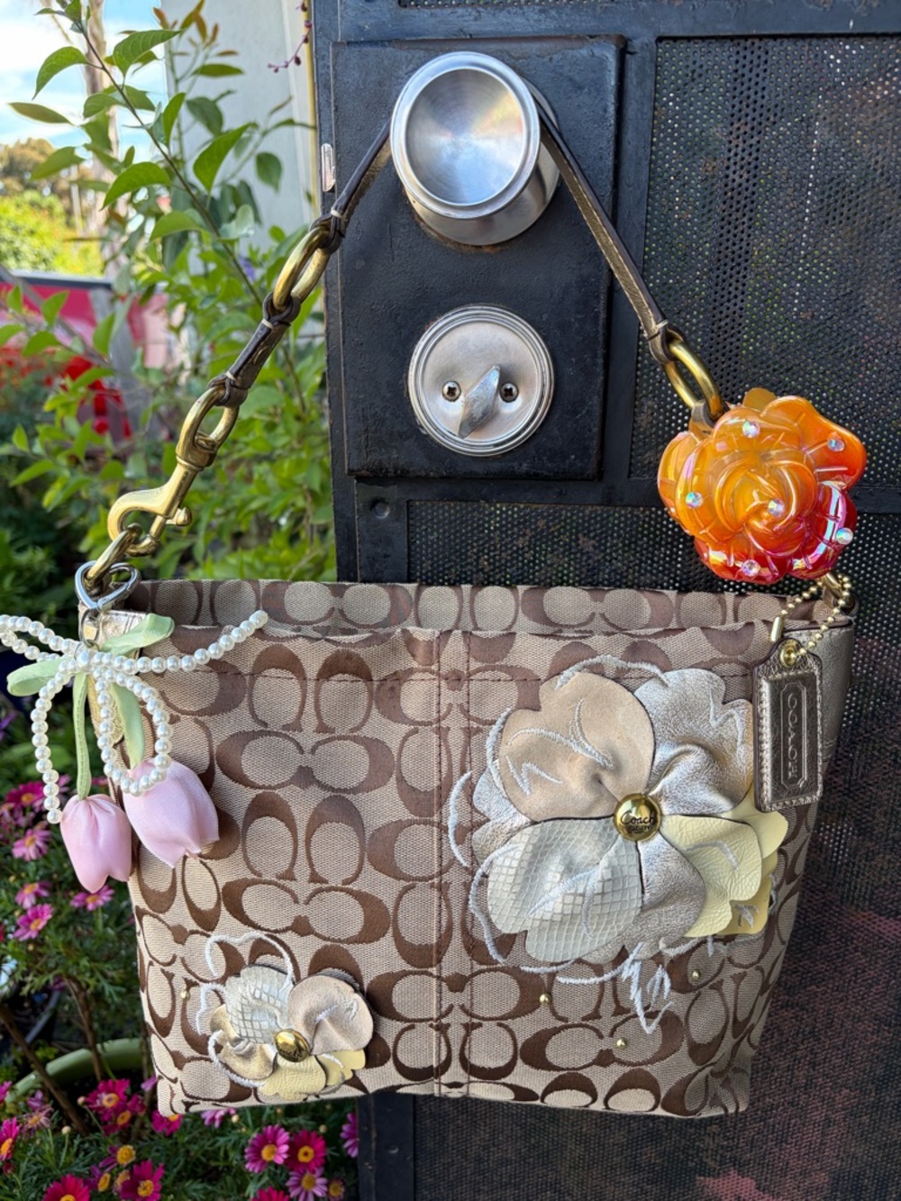 Gorgeous Y2k Coach F16879 Bleecker Leather Floral CARLY Khaki Gold Shoulder bag - Picture 15 of 16